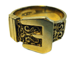 Low Karat Buckle Ring 